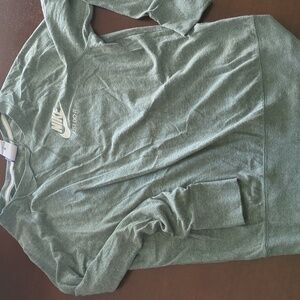 Nike vintage green sweater
